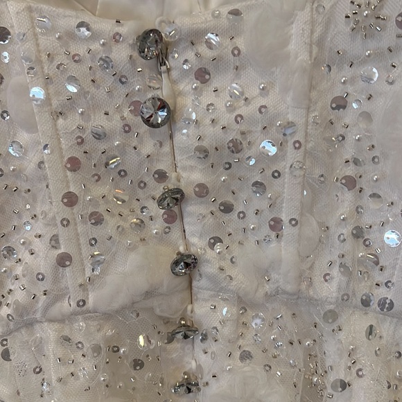 Show Me Your MuMu Off the Market Dress - Picture 9 of 13